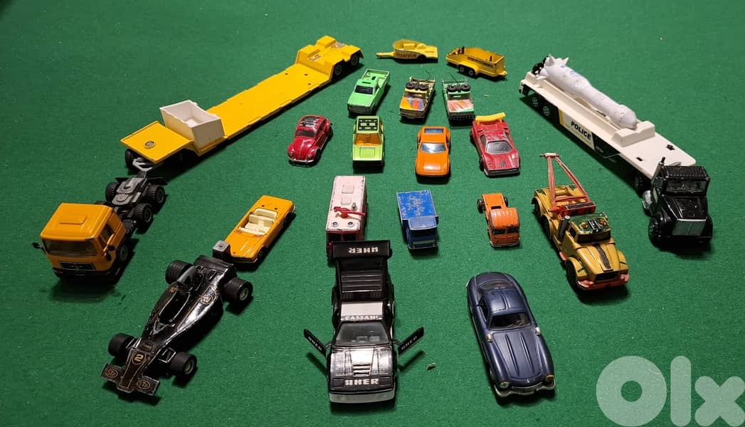 vintage cars hot wheels matchbox linsey majorette. . 0