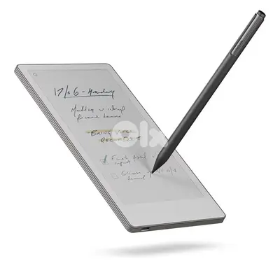 reMarkable Paper Pro Move Essential Pack | Electronic Ink Tablet - 7.3