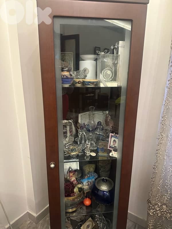 cabinet 0