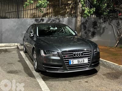 AUDI S8 55KM LIKE NEW