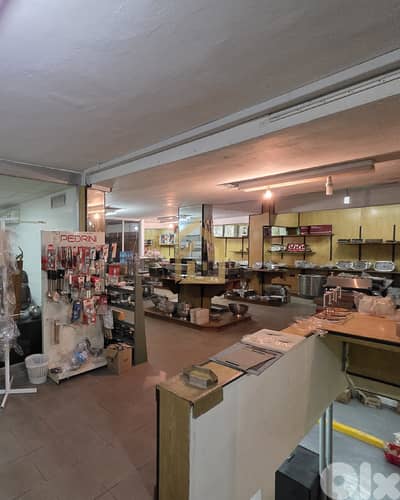 Shop for sale in Achrafieh EA269 محل تجاري  للبيع في الأشرفية