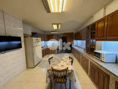 well maintained building, beirut, kaskas/قصقص - بيروت REF#IK131209