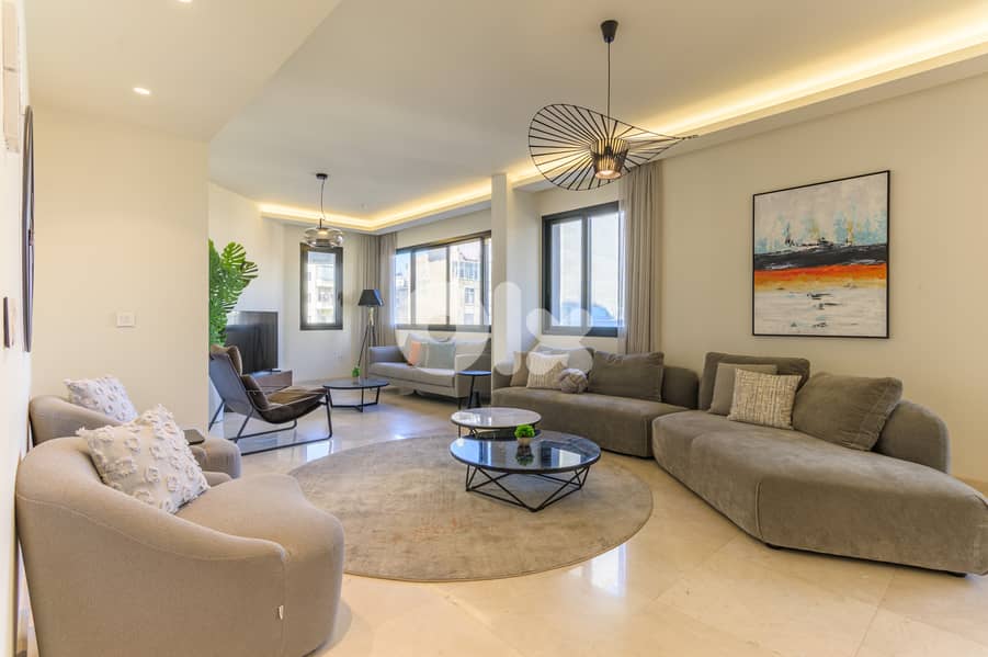 Furnished - 3 Bedrooms Apartment In Achrafieh 0