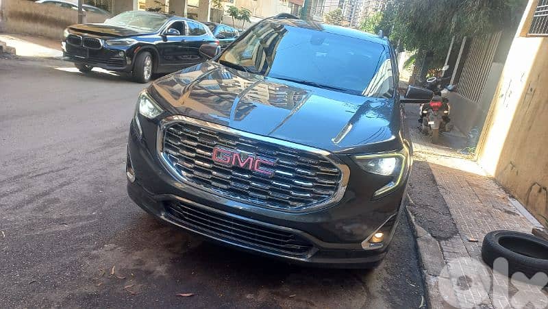 GMC Terrain 2.0 lts-4×4- Super clean- سعر مغر 0