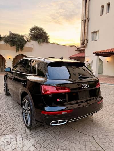 Audi SQ5 2018 - Quattro - Special edition - clean carfax