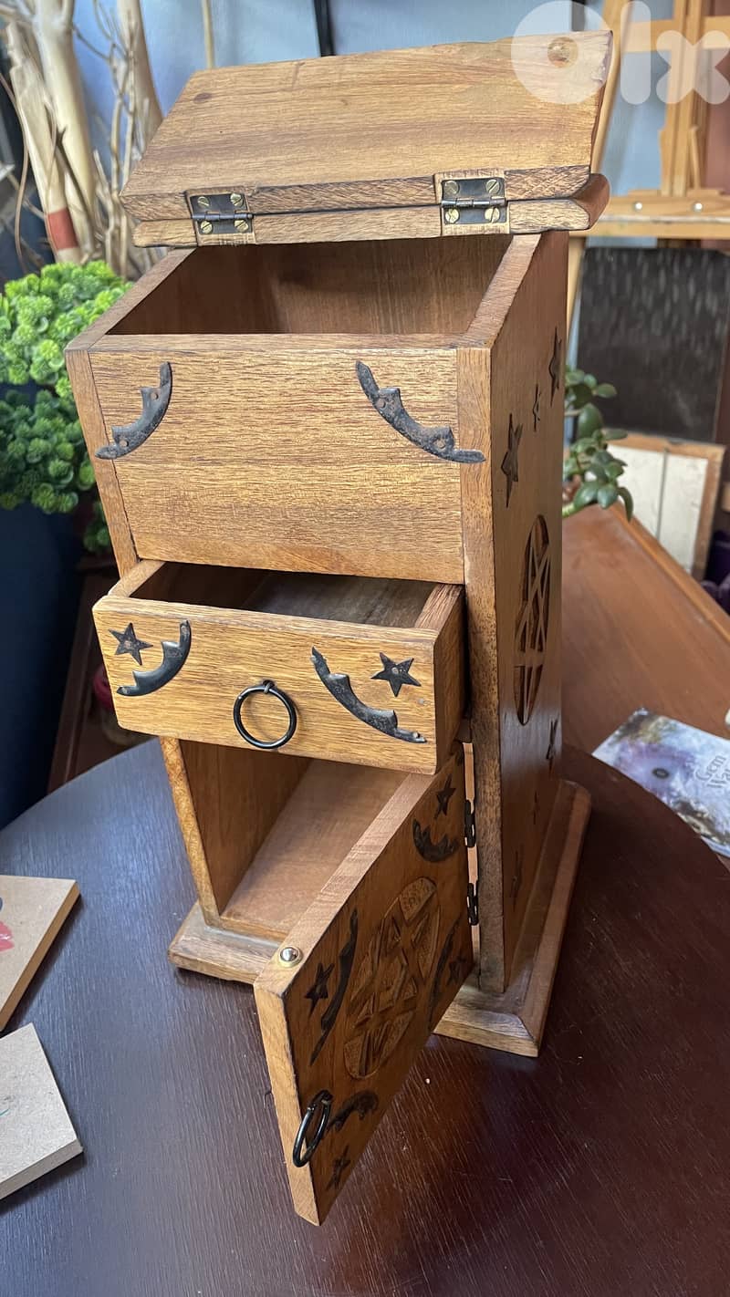 Unique handmade 0