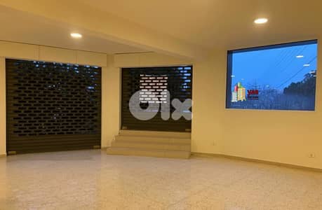 Ajaltoun 450m2 | Prime Spacious Showroom/Shop | Excellent Condition |
