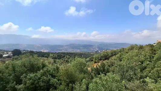 Individual Villa with garden in Kfarbaal - Jbeil