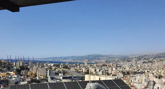 ستوديو مشترك للشباب