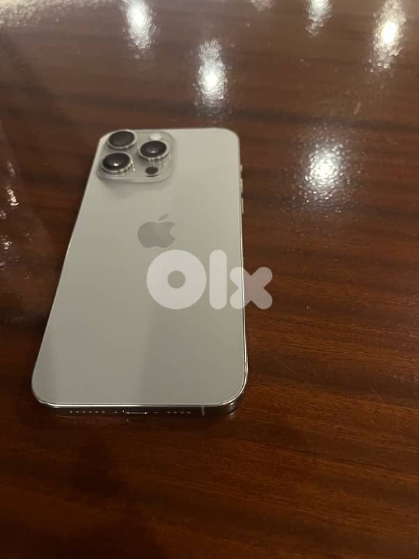 IPhone 15 pro max 256 GB. Battery 80% 5