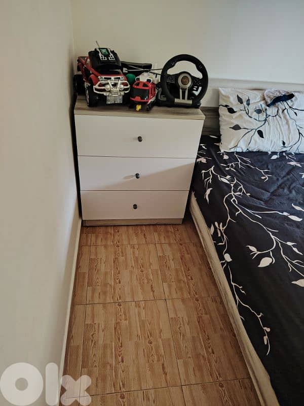 full bedrooms 1