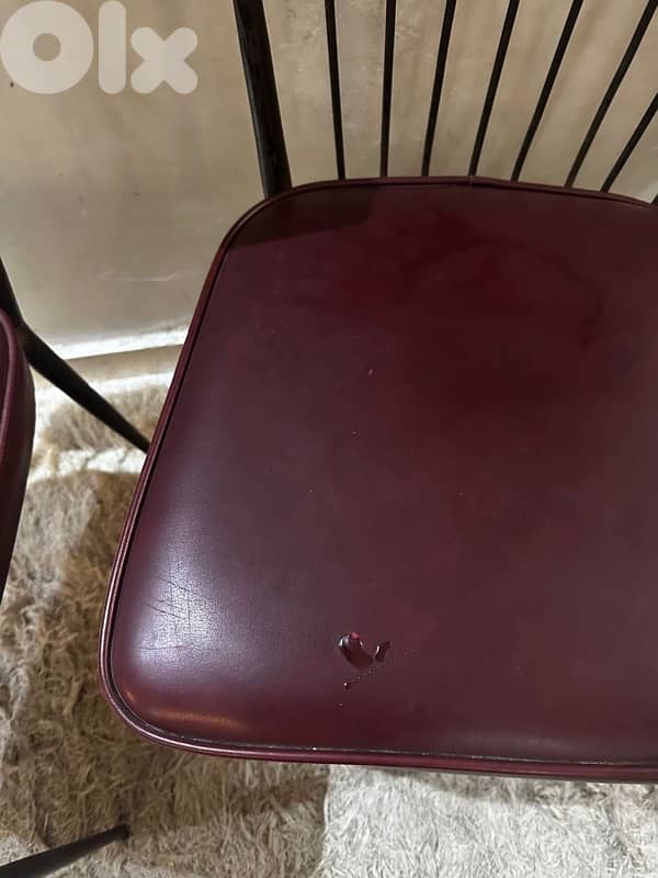 4 vintage leather chairs from 70's. 180$ 4