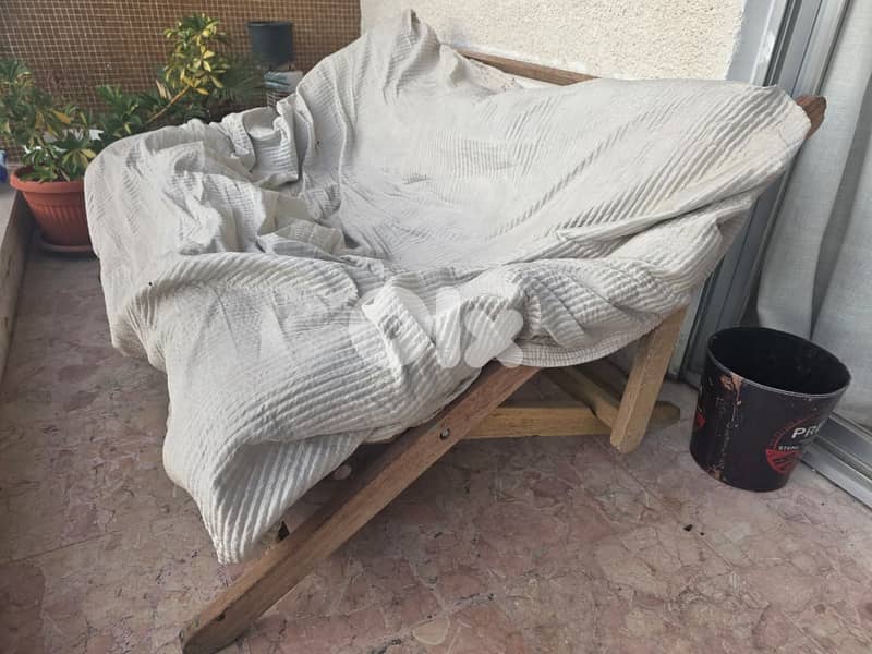 Wooden Balcony Lounge Chair / Daybed – Solid & Comfortable 6