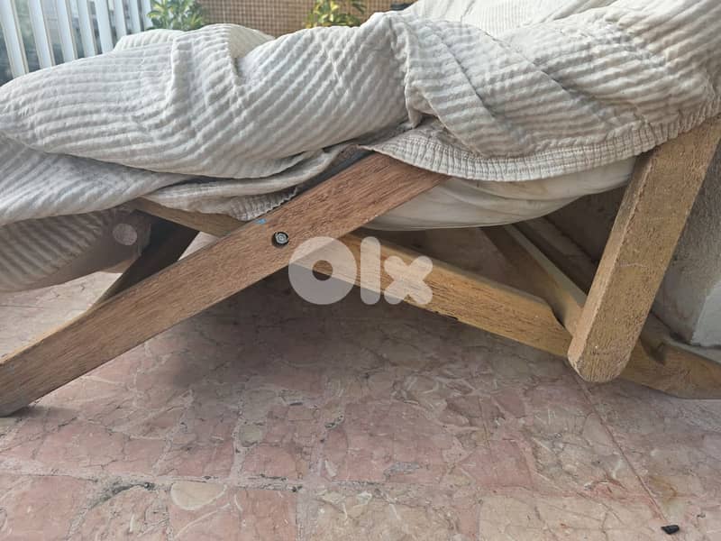 Wooden Balcony Lounge Chair / Daybed – Solid & Comfortable 7
