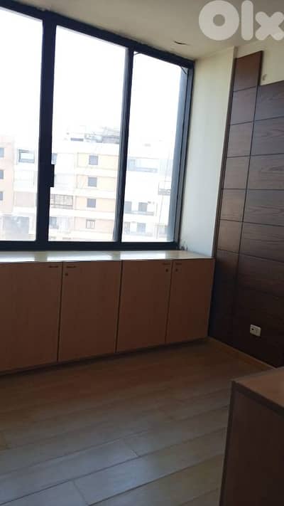 Office For Sale in Baouchriye $140,000 مكتب للبيع في البوشرية