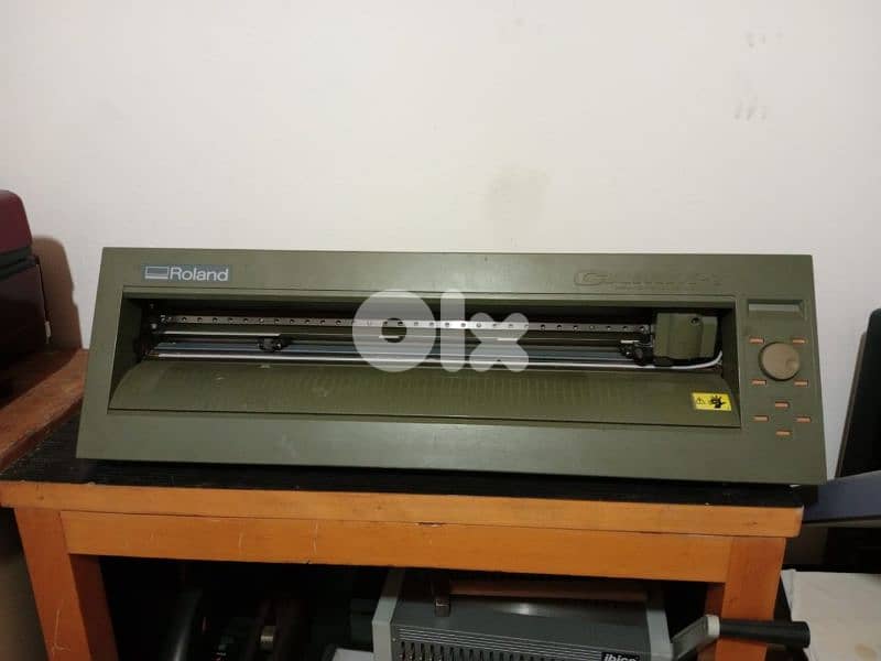 The Roland CAMM-1 / Vinyl cutter 0