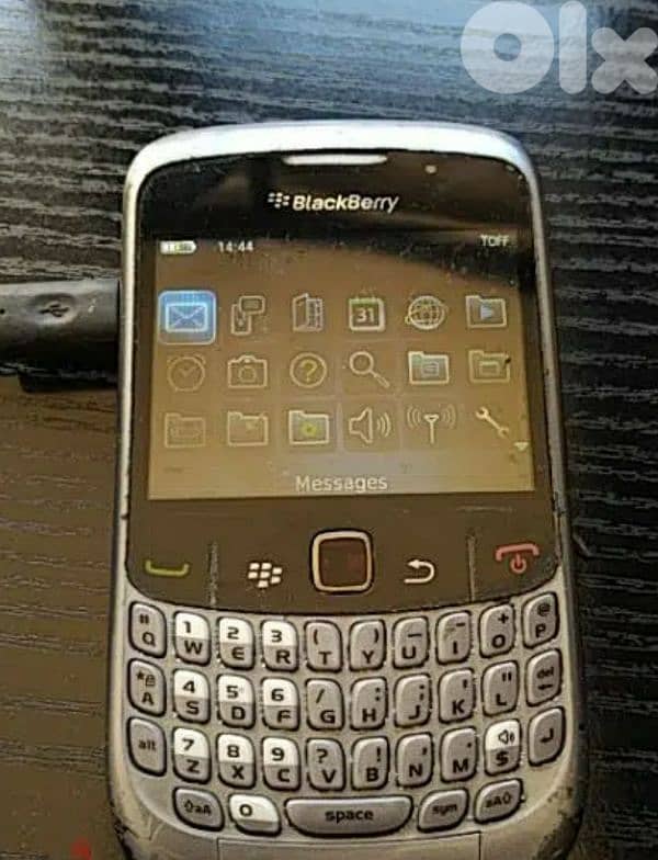 Old Blackberry Curve (read details) - Not Negotiable 0