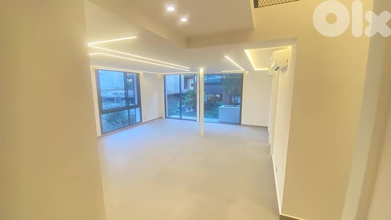 Amazing lofty minimalistic and modern high end 0