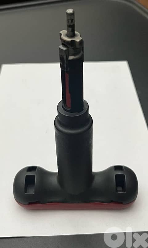 Audi A4 S4, B6, B7 cabriolet rooftop key tool emergency 0