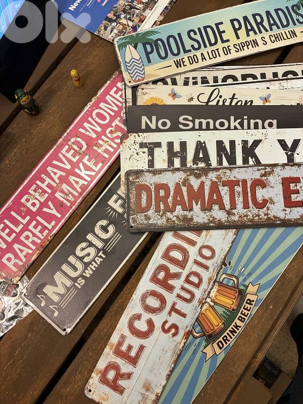 Tin Signs 0