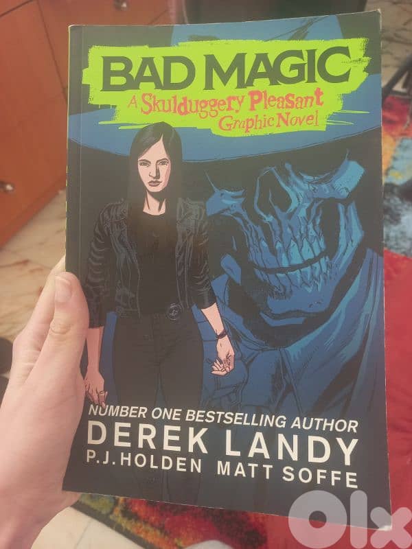 Bad Magic A Skulduggery Pleasant Graphic Novel by Derek Landy 0