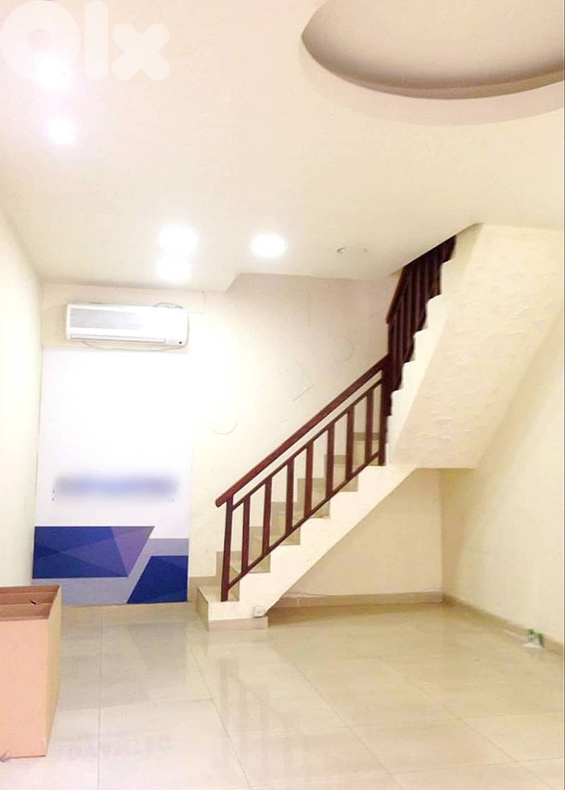 Zouk Mikael, near espace 2000/SHOP FOR RENT 600$ 0