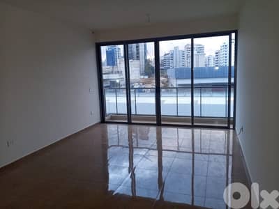 شقة للبيع في عين الرمانة Apartment for sale in Ain el Remmaneh
