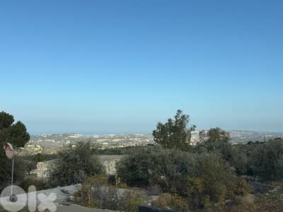 Land for sale in Sourat, Batroun ارض للبيع في منطقة صورات، البترون