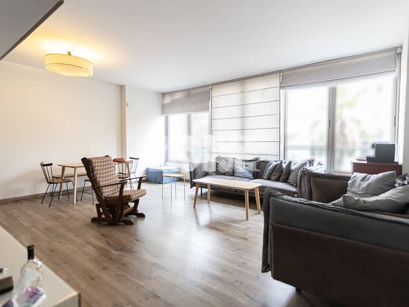 Nice & Elegant | Spacious | Great Location 0