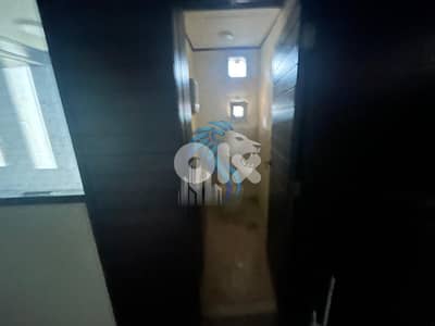 SPACIOUS OFFICE FOR RENT IN ACHRAFIEH PRIME (ACRAS-1043)