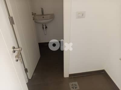 Offices Sale In Ain El Remmaneh مكاتب للبيع في عين الرمانة