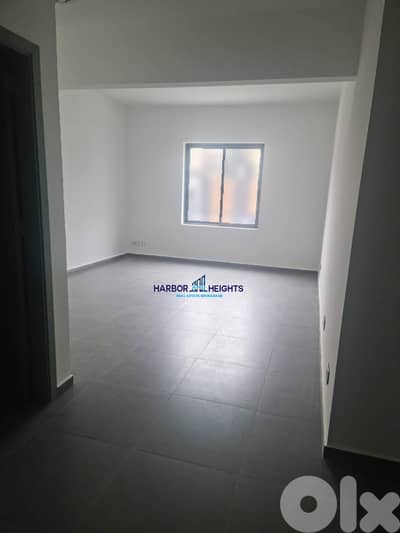 Office for rent in Dekwaneh مكتب للإيجار في الدكوانة