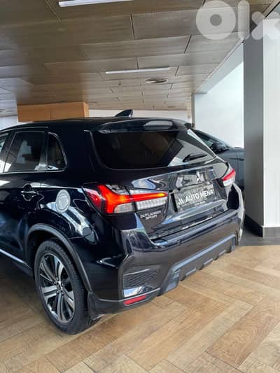 Mitsubishi Outlander Sport 2020