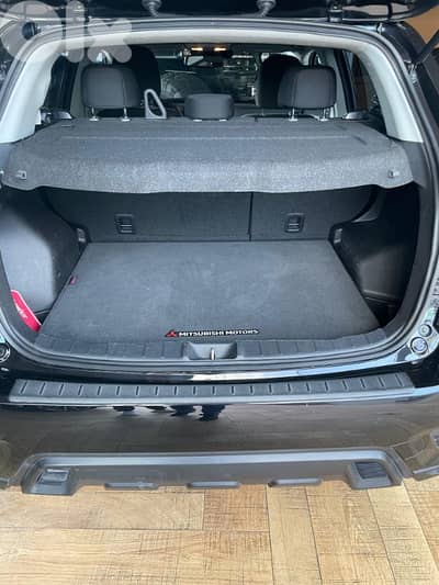 Mitsubishi Outlander Sport 2020