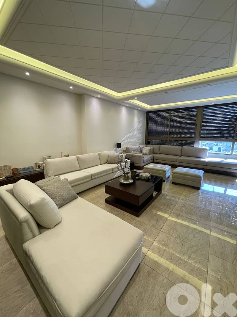 FULLY FURNISHED HIGH-END APARTMENT IN AIN EL REMMANEH 3 BEDS, (AR-160) 0