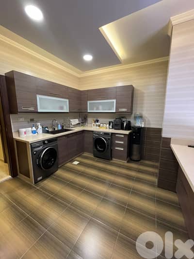 FULLY FURNISHED HIGH-END APARTMENT IN AIN EL REMMANEH 3 BEDS, (AR-160)
