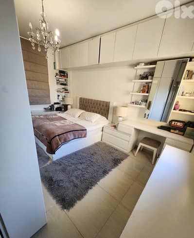 FULLY FURNISHED APARTMENT IN AIN EL REMMANEH 3 BEDS, (AR-168)
