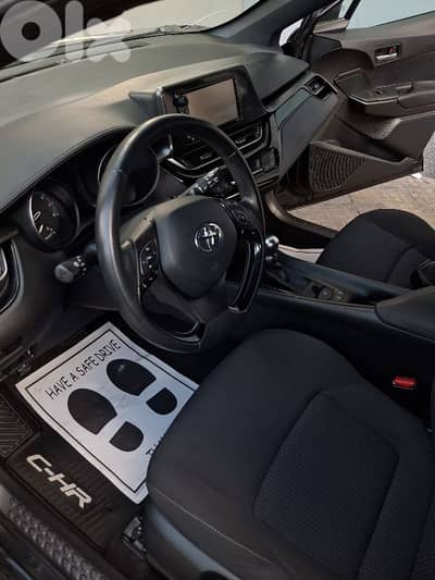 Toyota C-HR 2018 CHR CLEAN CAR FAX 100% NO ACCIDENTS FULL BLACK