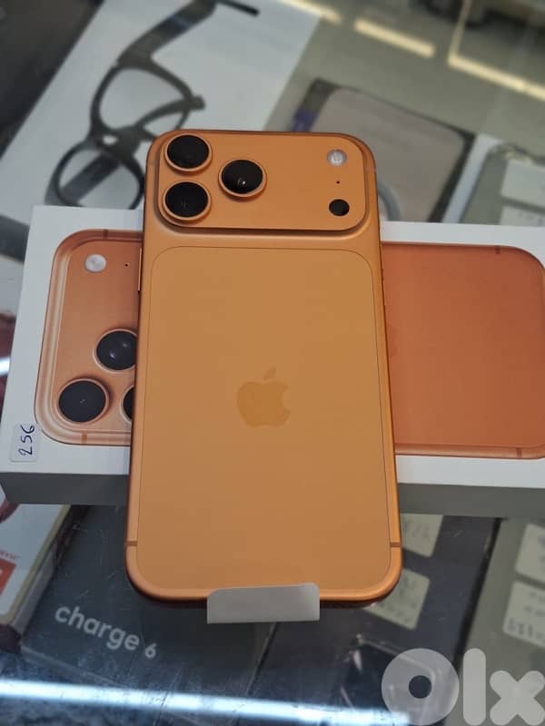 Open box [[not used]] 17 pro max 256 gb 1 sim  orange 0