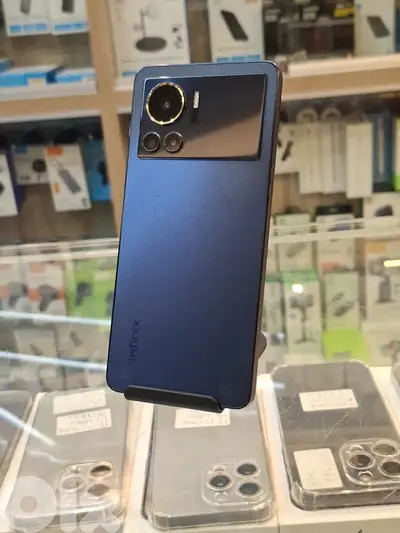 Used infinix note 12 vip 8/256 gb
