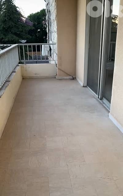 Apartment in Jouret El Ballout for rent للايجار في جورة البلوط برمانا
