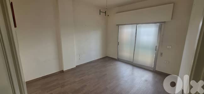 Office for Rent In Jdeideh مكتب للإيجار في الجديدة