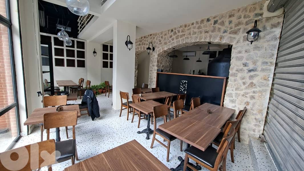 RESTAURANT FOR SALE IN DOWNTOWN PRIME ,  (ACR-905) 0