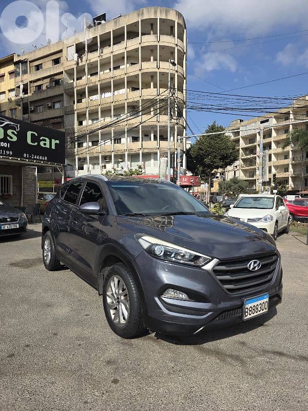 Hyundai Tucson 2016 Company 0