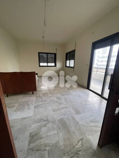 Apartment for sale in zalka شقة للبيع في الزلقا