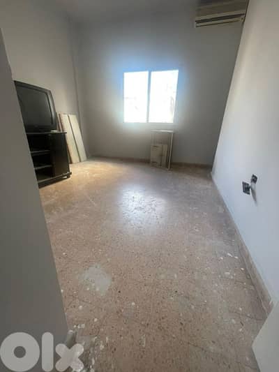 Apartment for sale in zalka شقة للبيع في الزلقا