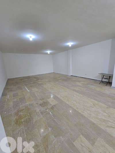 Showroom for sale in mansourieh صالة عرض للبيع في المنصورية