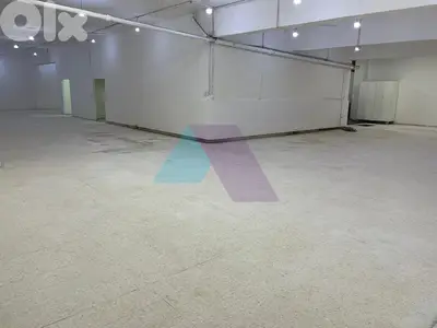700m2 Commercial warehouse-prime location-4sale in Achrafieh - أشرفية