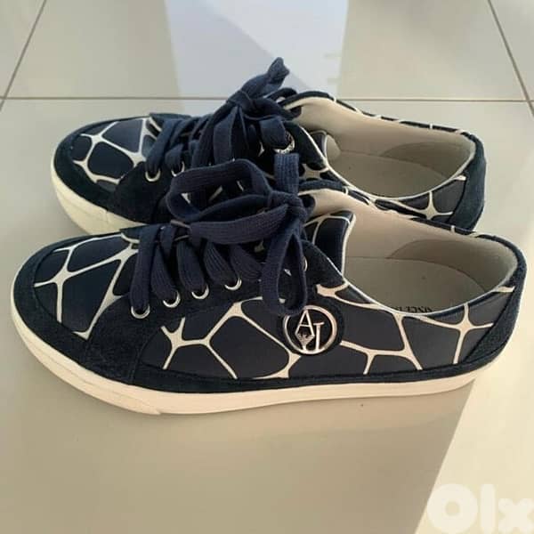 Armani shoes 0
