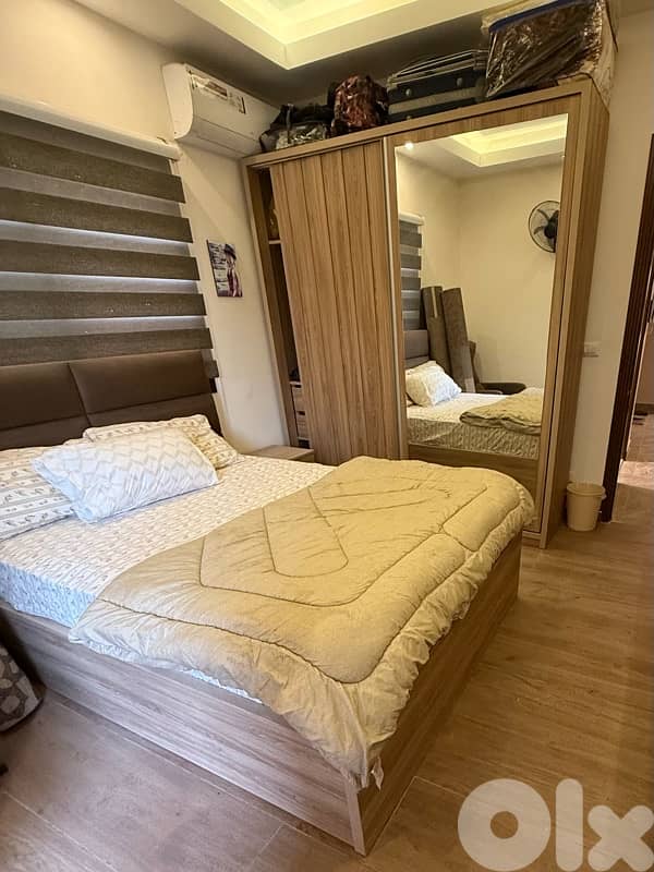 bedroom 0